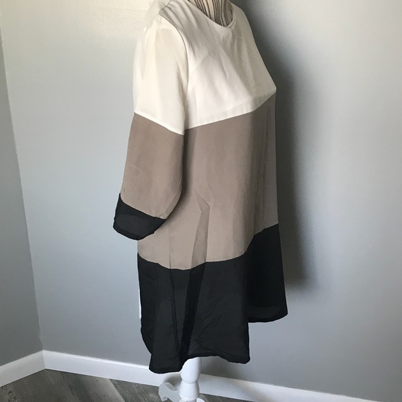 Dresses & Skirts - Keyhole back, Color Block Dress